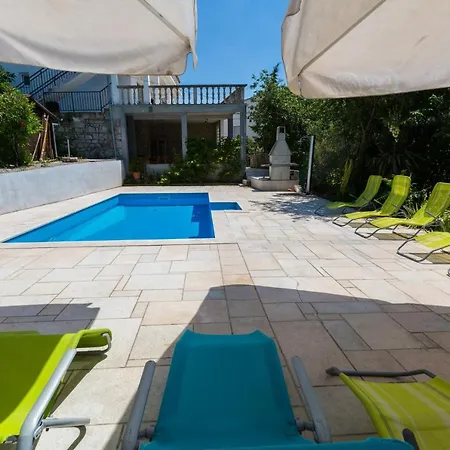 Aida Apartment Dramalj